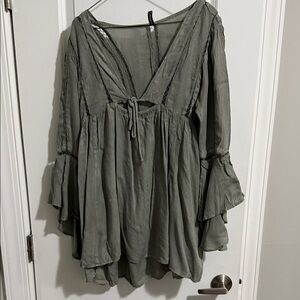 PrettyLittleThing Sage Green Tunic Top